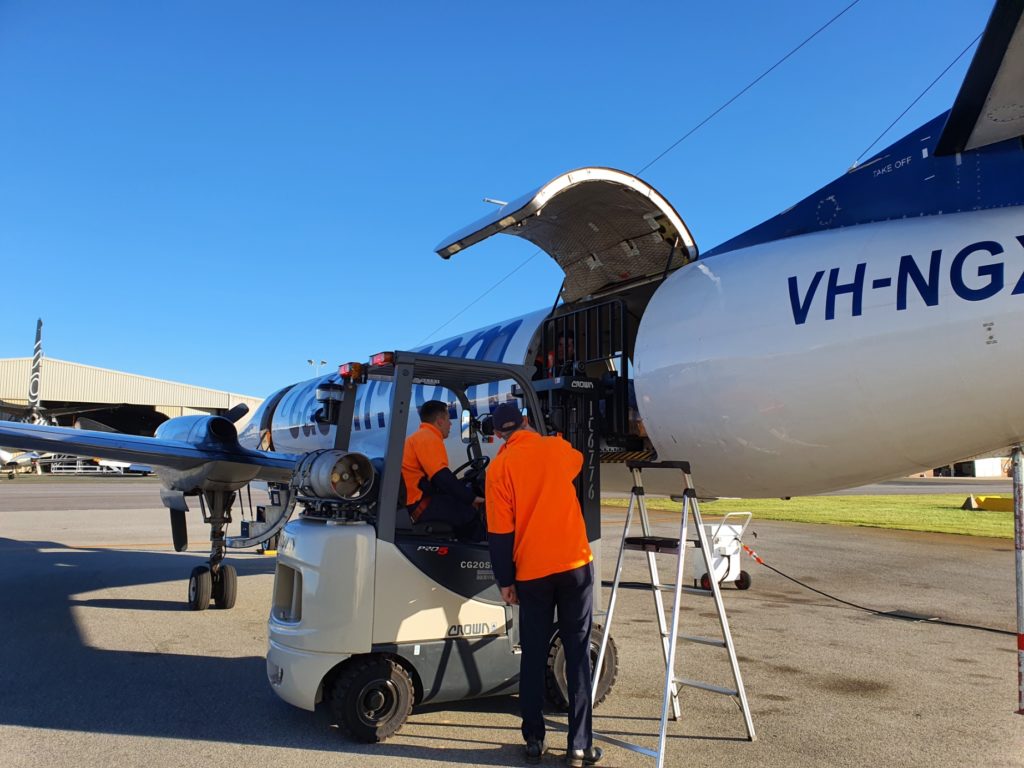 Air cargo services - CASAIR